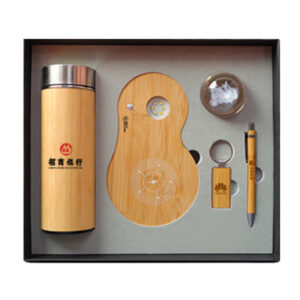 客製化背包 - 背包客製館 背包禮品推薦 客製化背包禮品 最新客製禮品推薦 客製最新禮品 手提包必需品 前往 學生背包收納 前往 通勤背包收納 前往 健身包收納 前往 旅行背包收納 前往 登山背包收納 前往 媽媽包外出收納 前往 背包的收納與時尚 前往 解決背包內異味 前往 背包污漬清理 前往 客戶好評 常見問題 客製 - 背包客製館 竹木保溫杯+鑰匙扣+光水晶球套裝