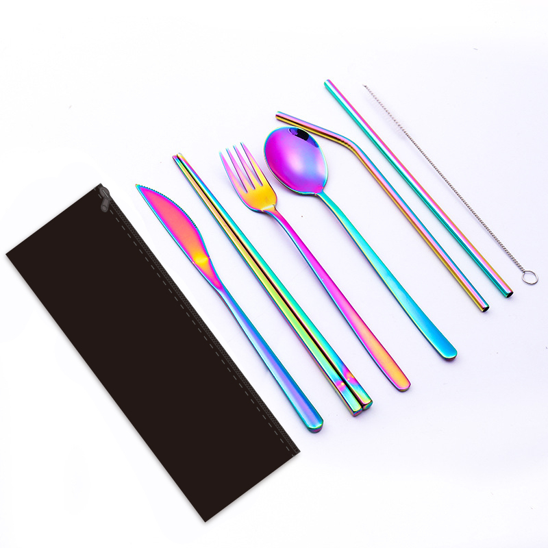 便攜不鏽鋼餐具套裝 - 背包客製館 1.印刷位置:可以局部印刷LOGO和標語 2.適用介紹:學校,家庭,教育機構,辦公室,政府部門,贈品派送 3.用途功能:便攜不銹鋼餐具,隨身攜帶,康健隨行 客製 - 背包客製館 便攜不鏽鋼餐具套裝